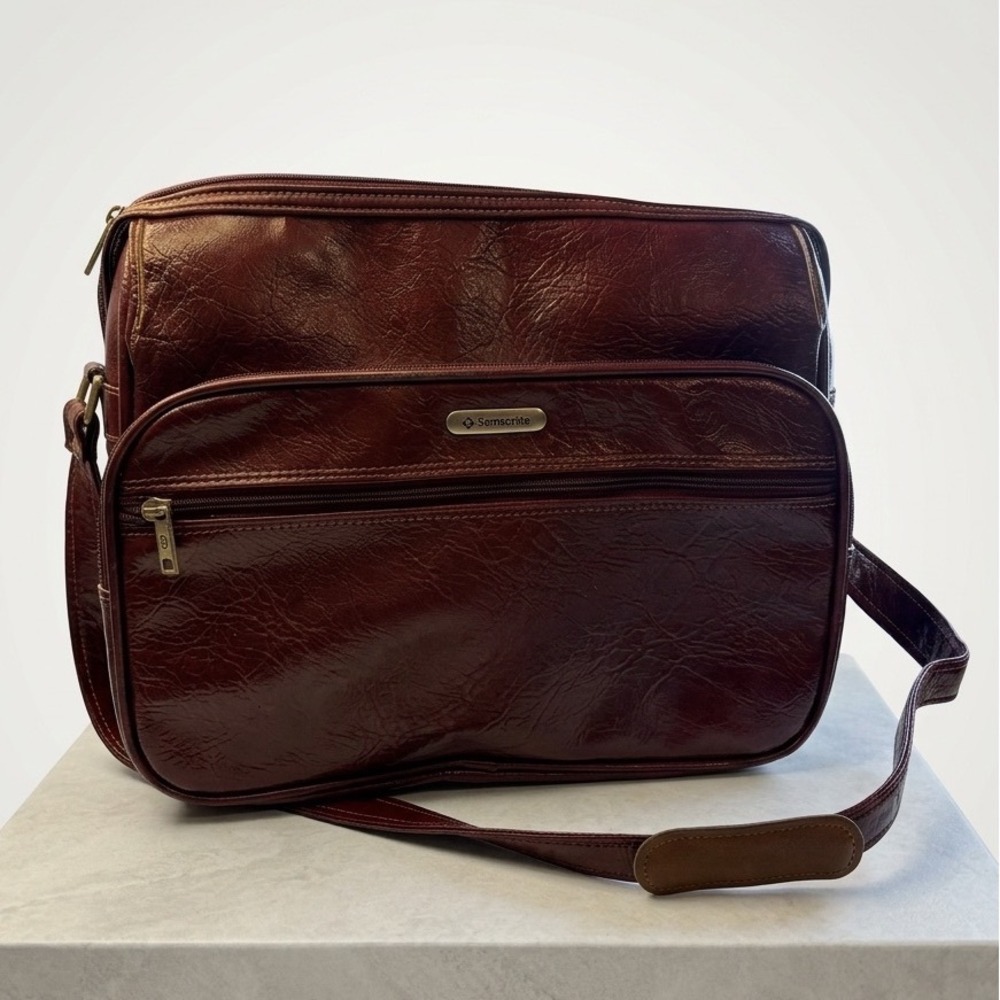 Samsonite Vtg Burgundy‎ Faux Leather Messenger Bag Crossbody Travel Carry-On